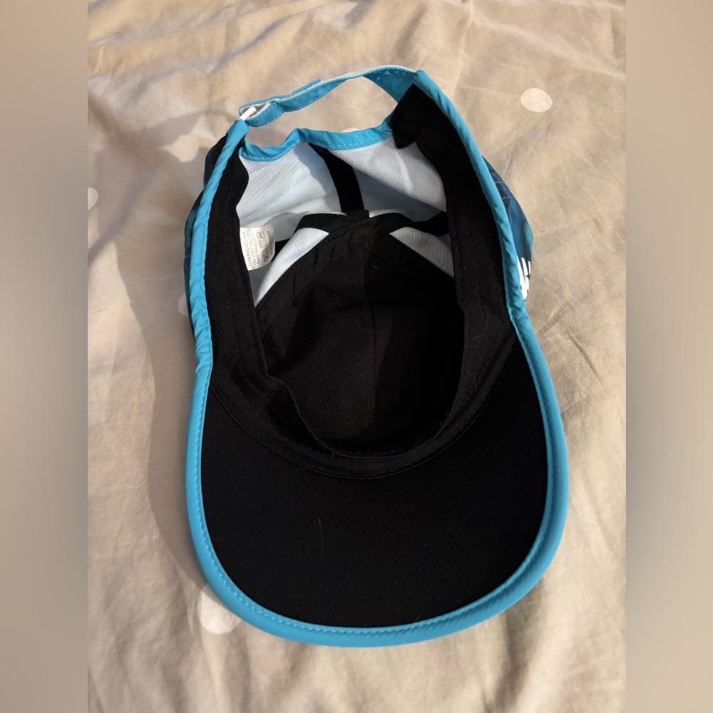 Lightweight running hat - Picture 3 of 4